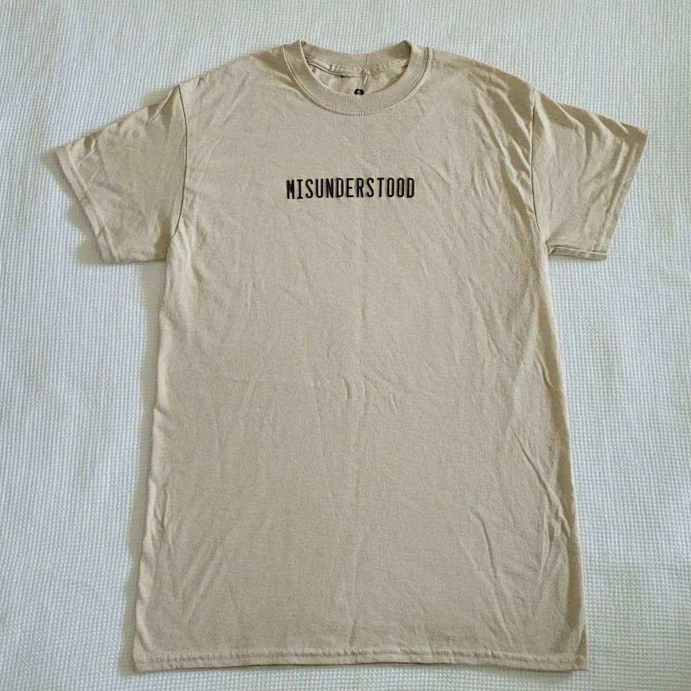 Goodie🍨 Two✌ Sleeves "MISUNDERSTOOD"🤷♂️ Tee👕